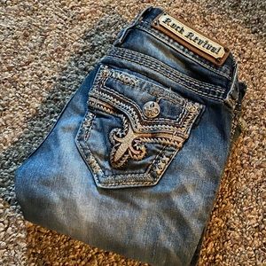 Woman’s rock revival jeans